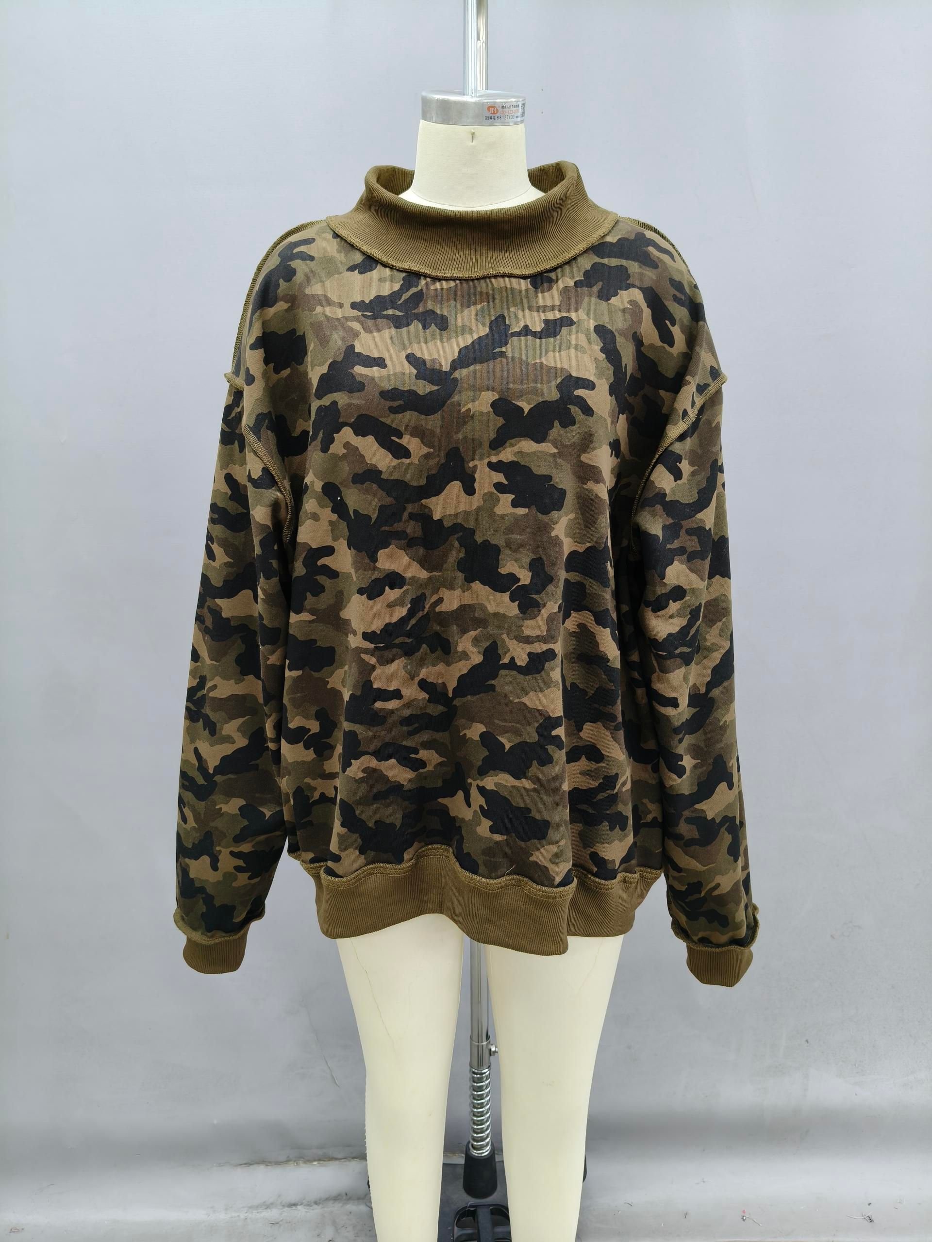 CAMO MOCKNECK SWEATSHIRT, Contents:100%COTTON