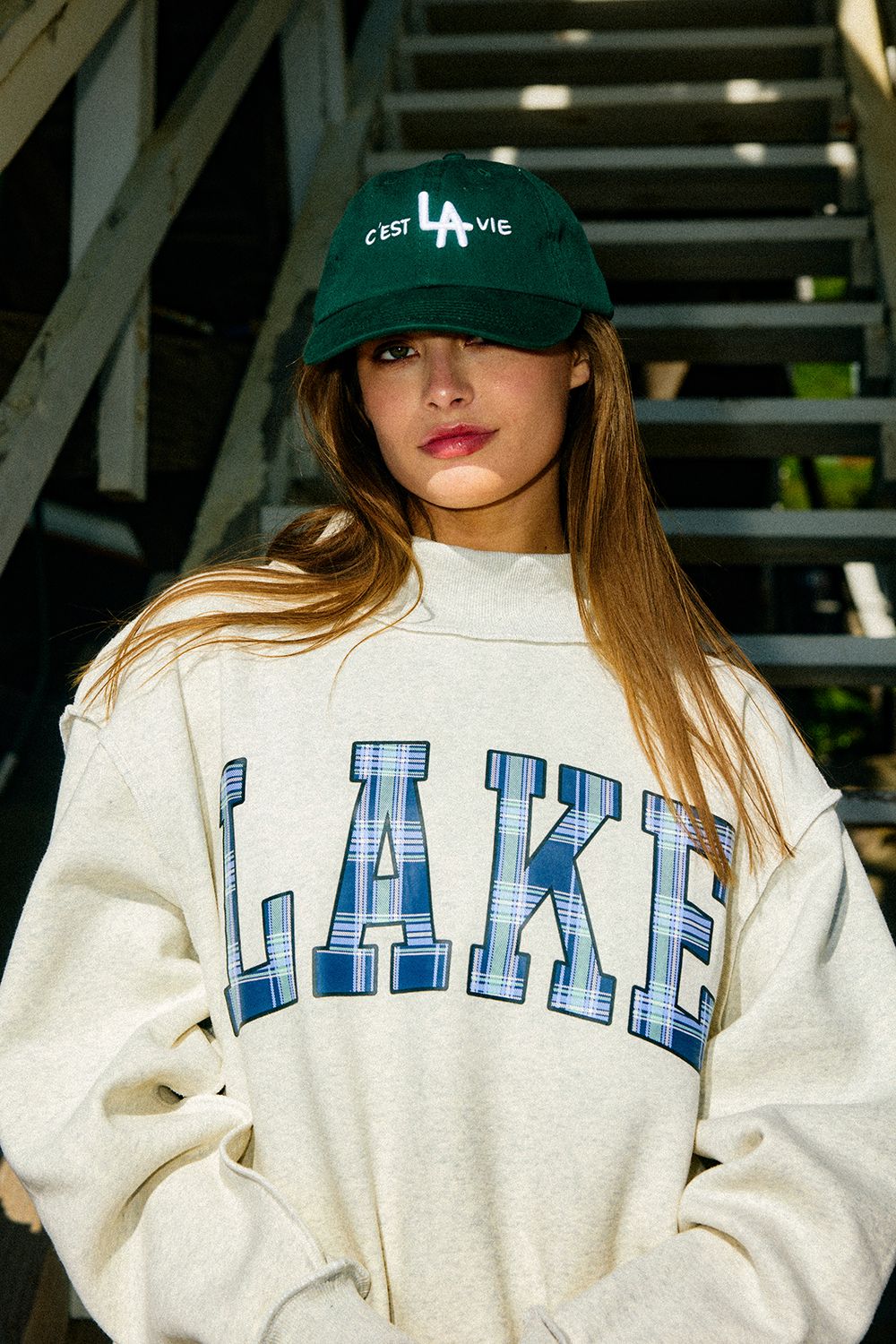 'LAKE & MOUNTAIN' PRINT REVERSIBLE MOCK-NECK SWEATSHIRT, Contents: