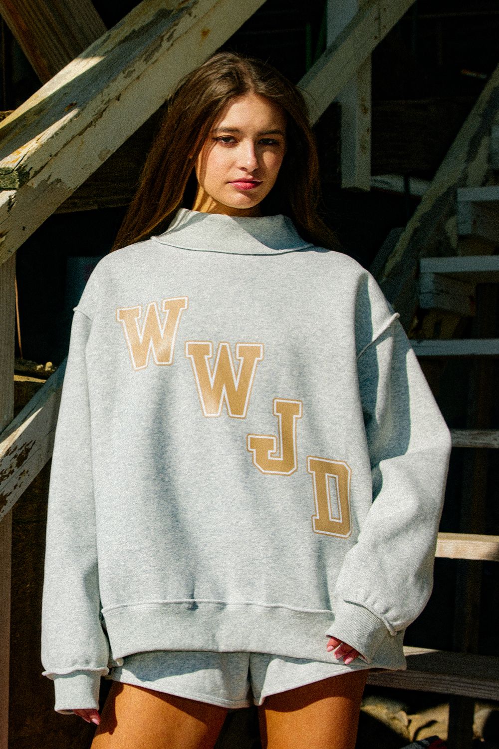 'WWJD' PRINT REVERSIBLE MOCK-NECK SWEATSHIRT, Contents: