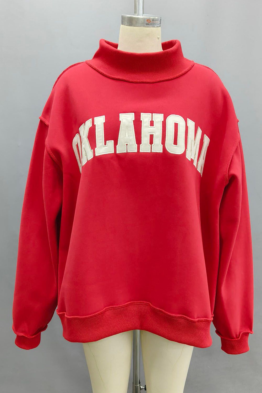 'OKLAHOMA' EMBROIDERED MOCK NECK SWEATSHIRT, Contents:52%COTTON 48%POLYESTER