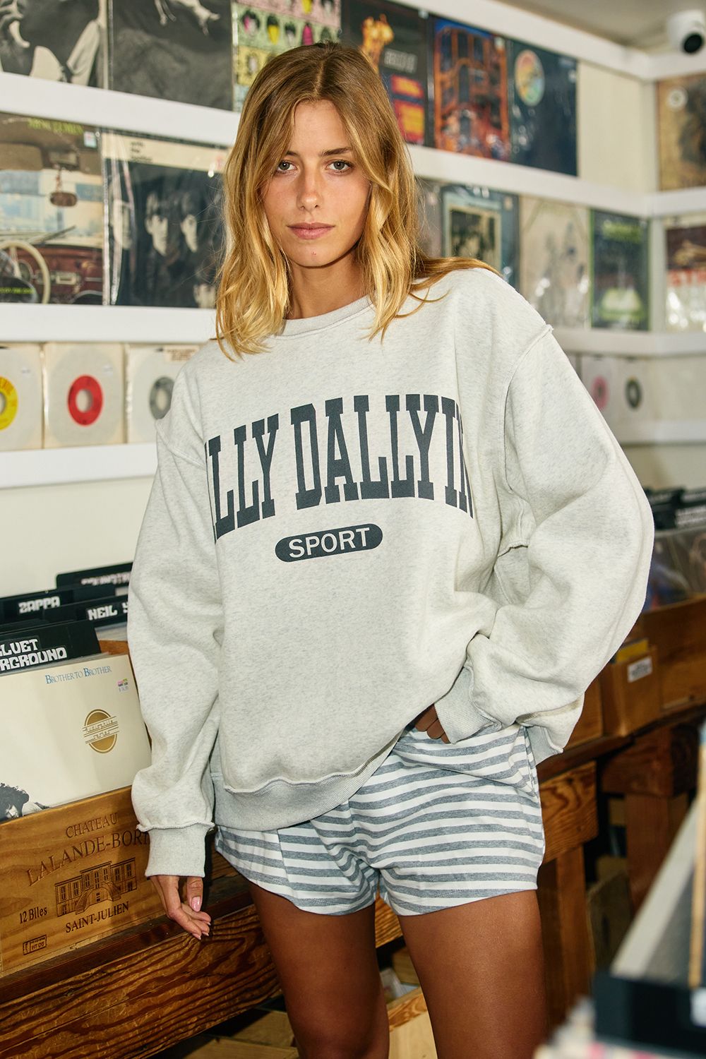 'DILLY DALLYIN' PRINT REVERSIBLE OVERSIZED SWEATSHIRT, Contents: